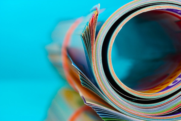 75-летний Барнетт отрицает обвинения в 39 изнасилованиях одной женщины. Экс-агент Бэйла заявил, что отношения были по согласию, а после он заплатил б